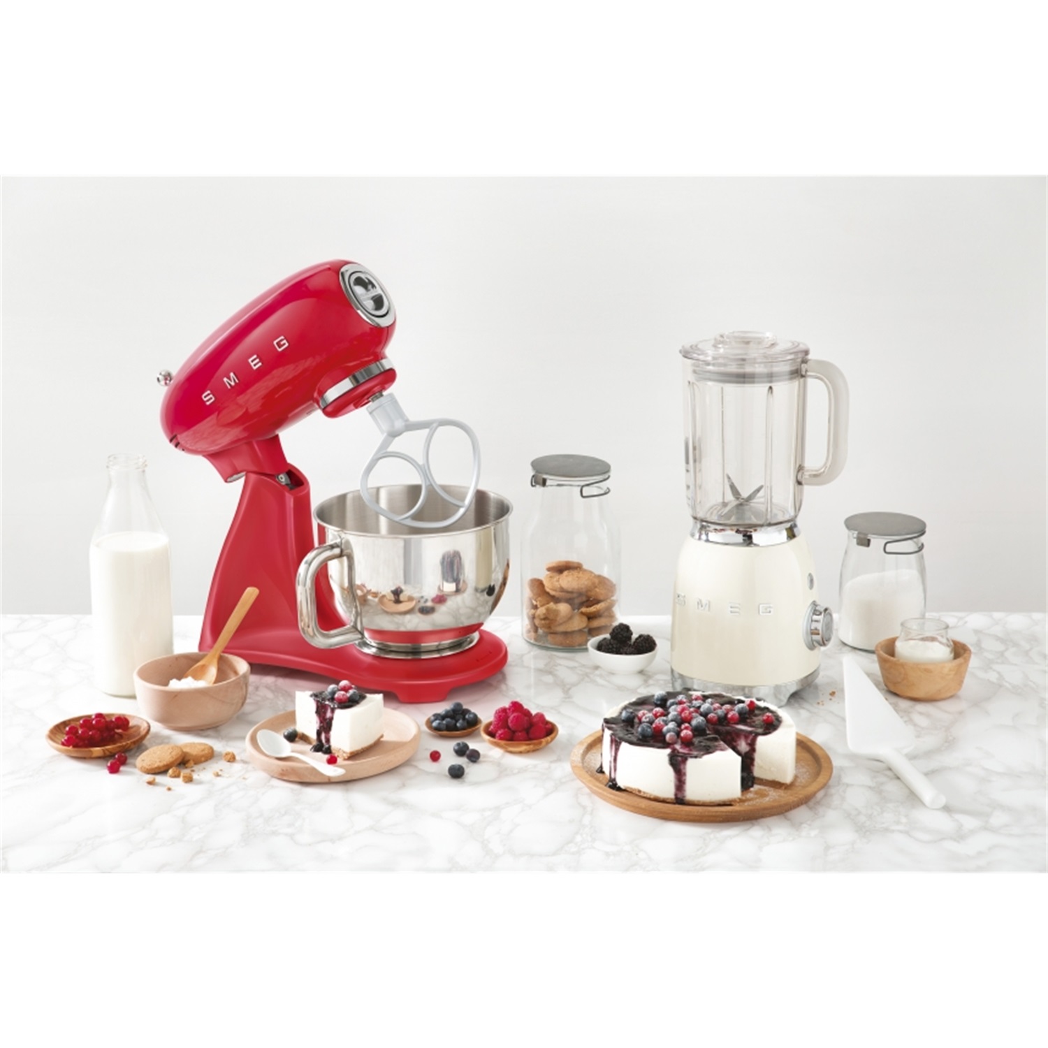 smeg-keukenmachine-smf03rdeu-rood
