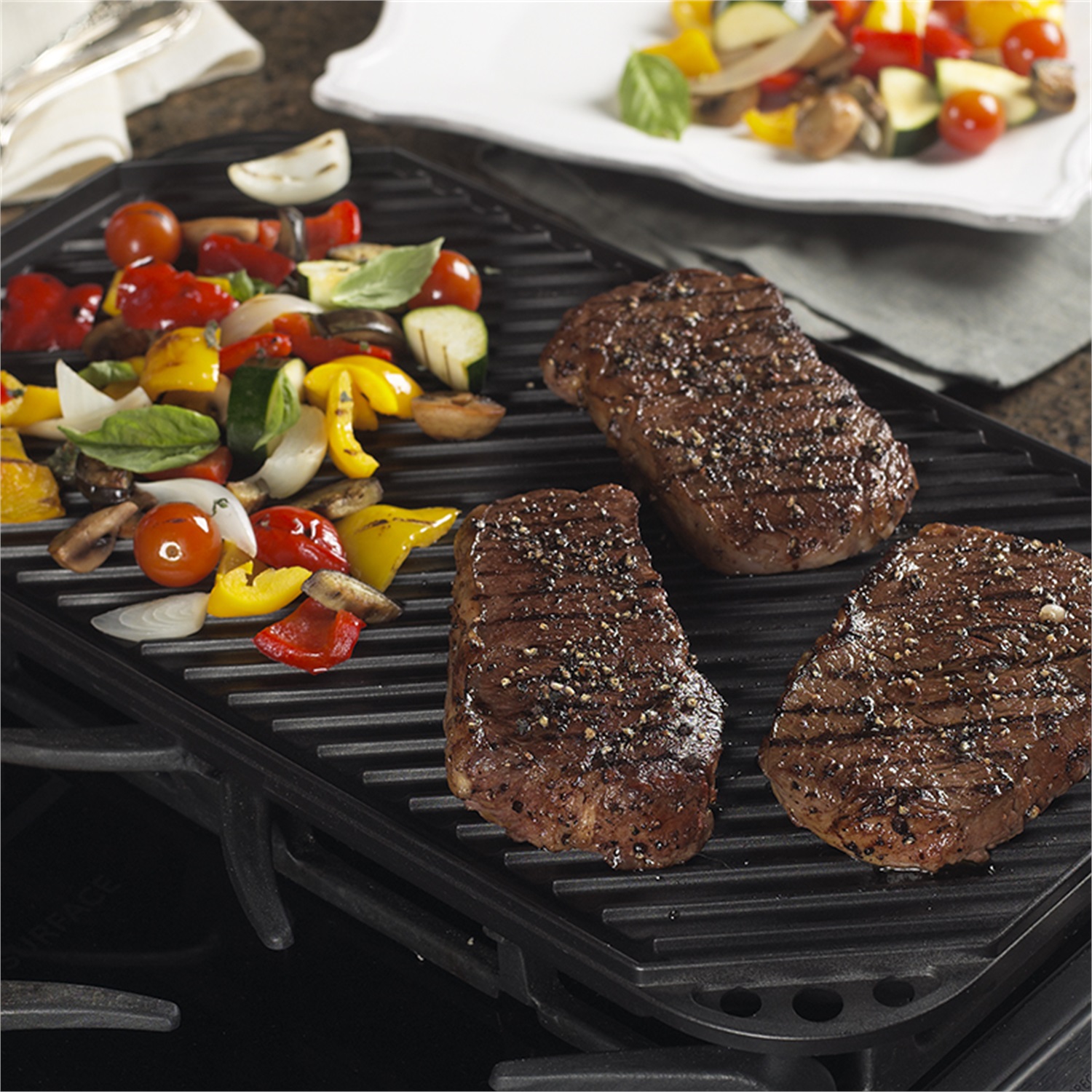 nordic-ware-two-burner-reversible-bak-en-grillplaat-50x27cm