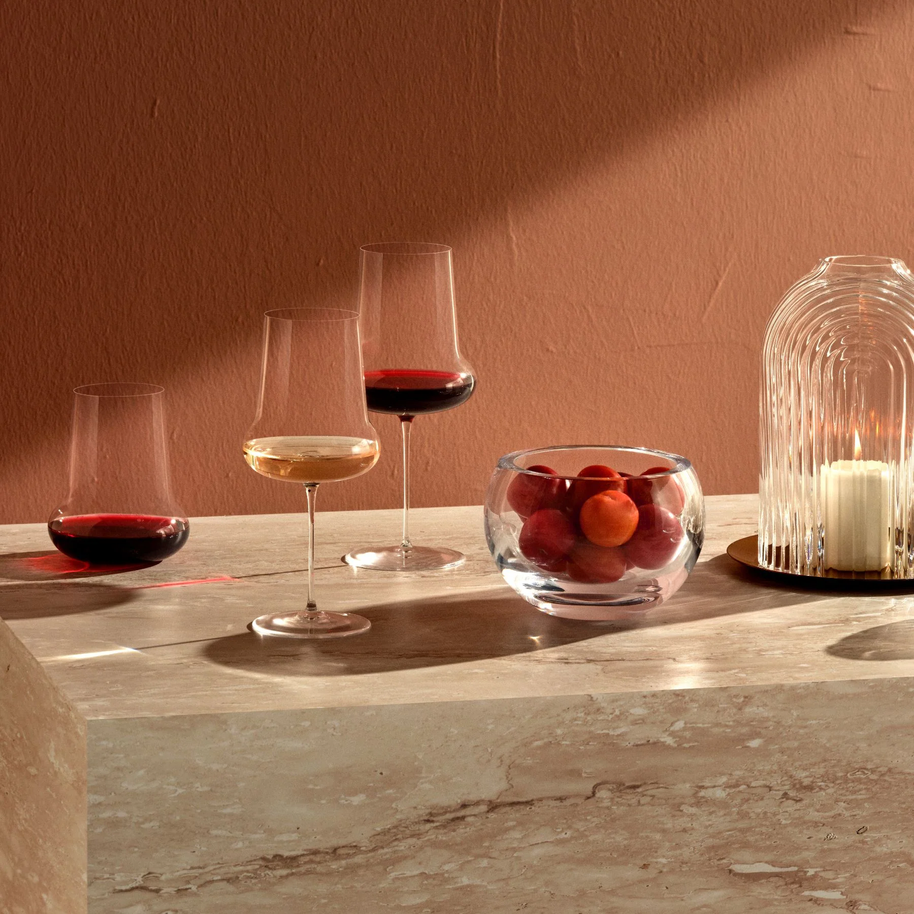 nude-ghost-zero-belly-witte-wijnglas