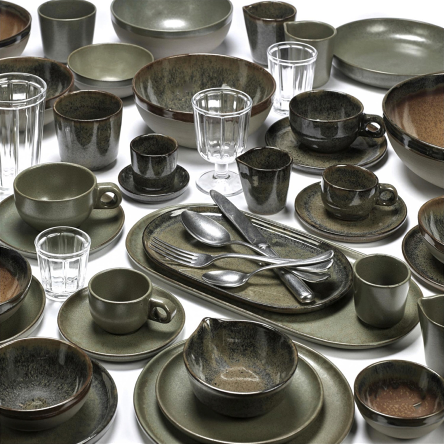 serax-surface-bestekset-24-delig