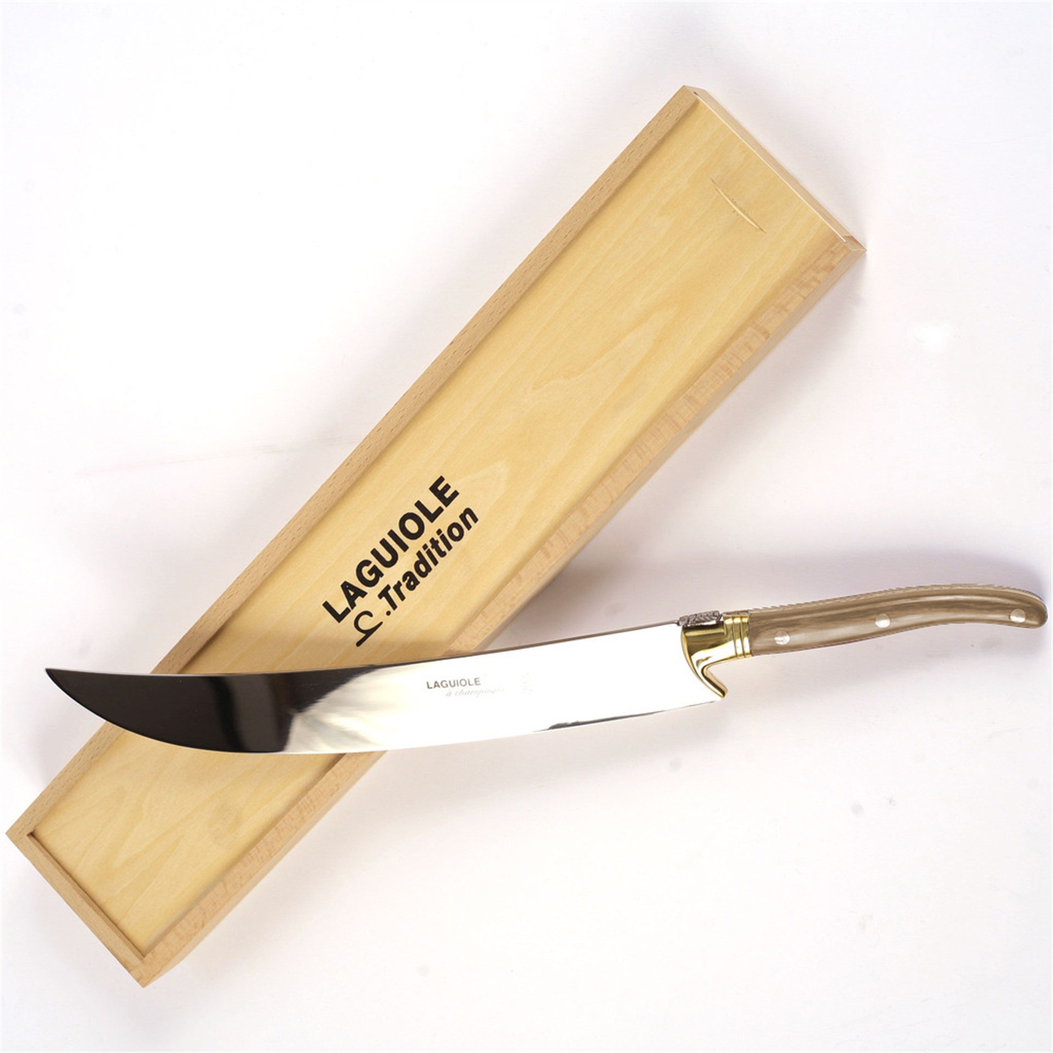 laguiole en aubrac champagnesabel eikenhout