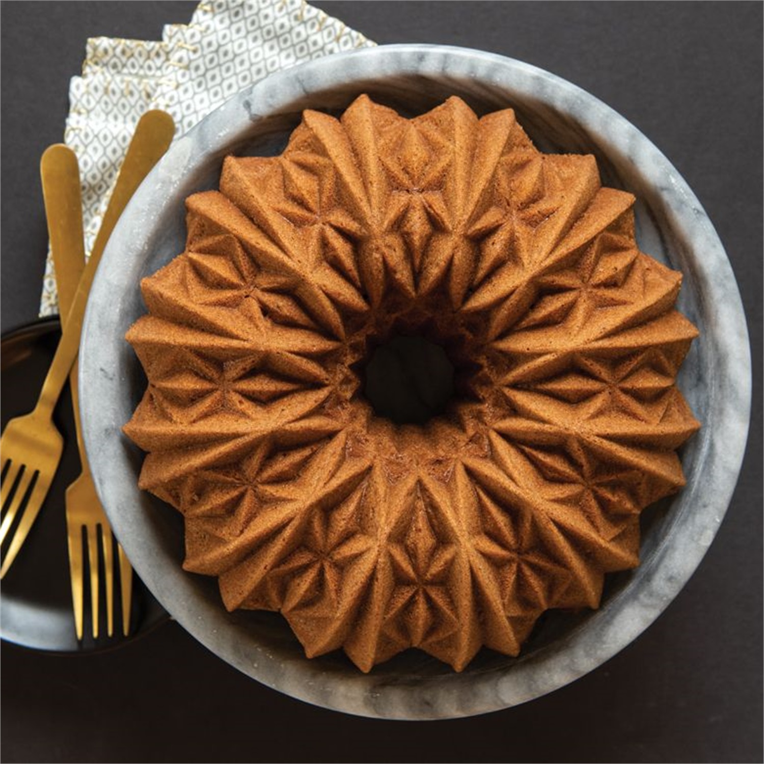 nordic-ware-christal-bundt-tulbandvorm-24cm-goud