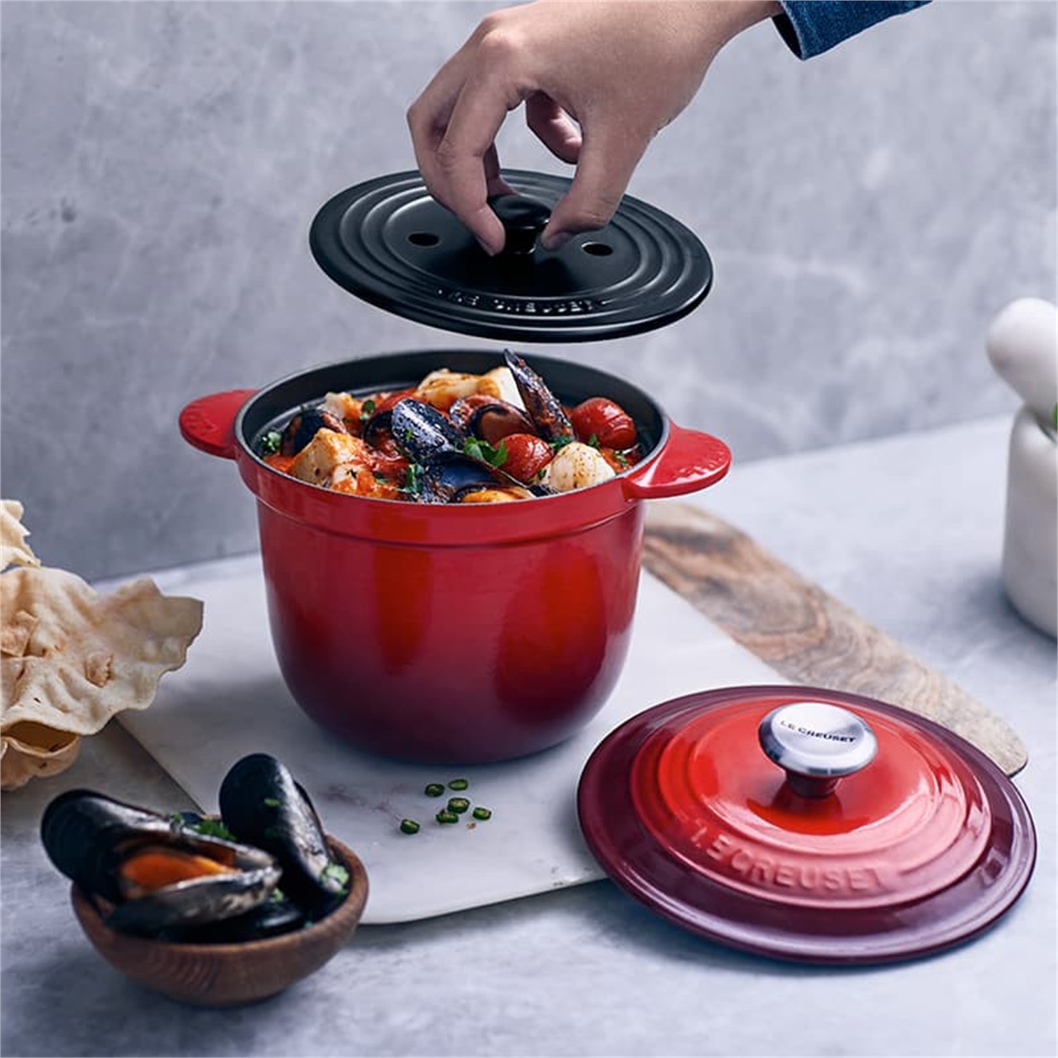 le-creuset-every-cocotte-18cm-kersenrood