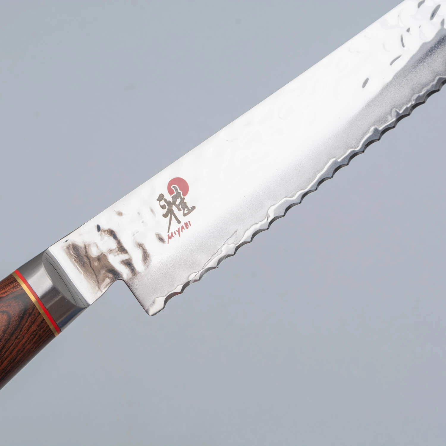 zwilling-miyabi-6000mct-broodmes-23cm5.jpg
