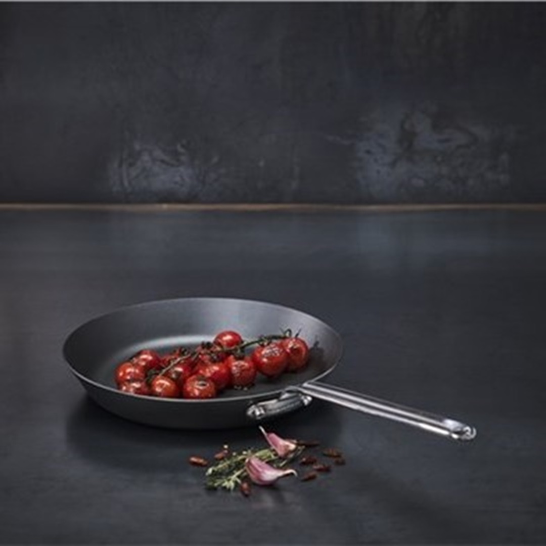scanpan-black-iron-koekenpan-26cm
