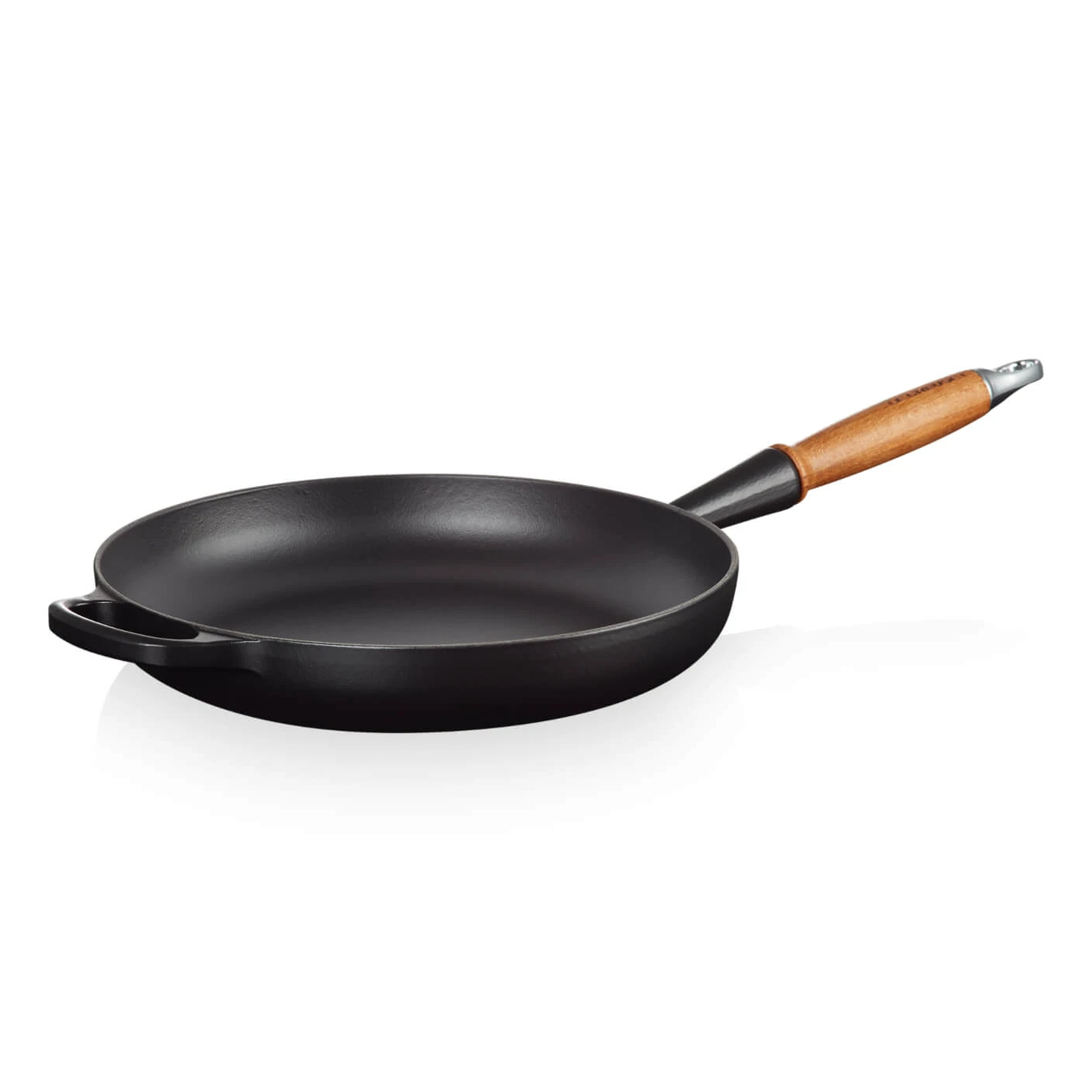 le-creuset-signature-koekenpan-met-houten-steel-28cm-mat-zwart_20