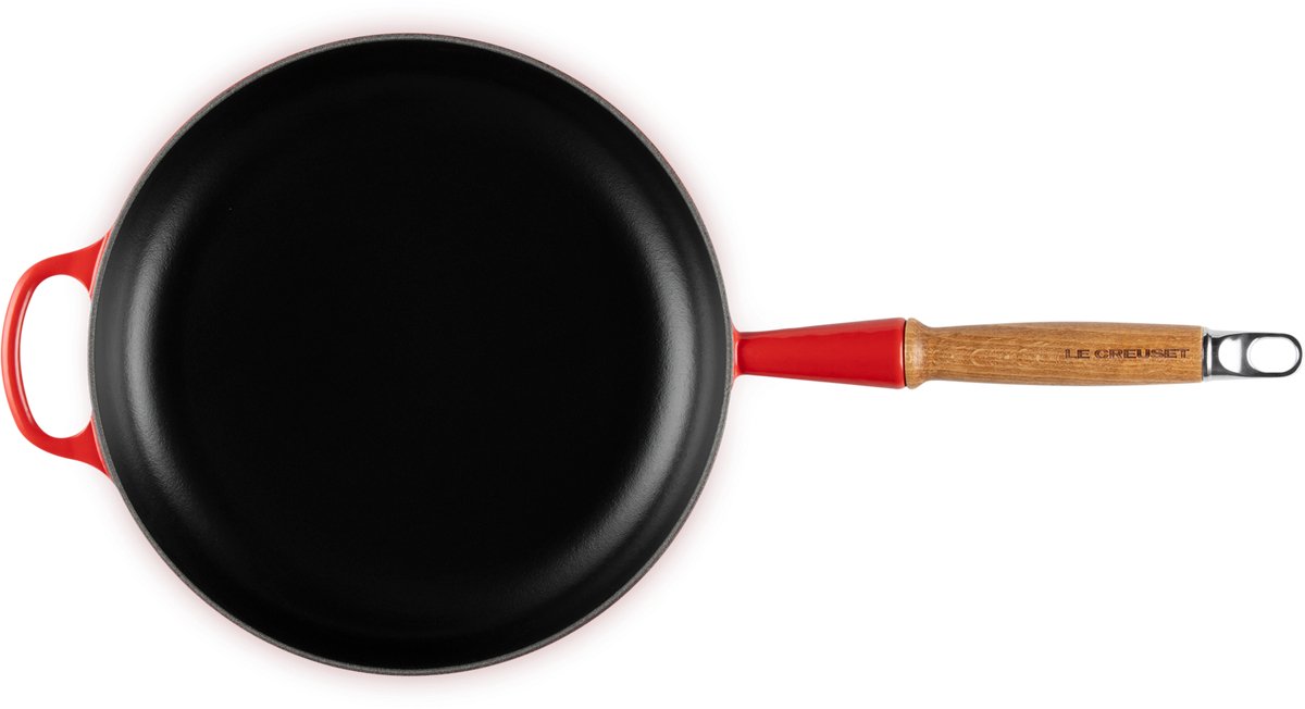 le-creuset-signature-koekenpan-met-houten-steel-24cm-kersenrood4.jpg