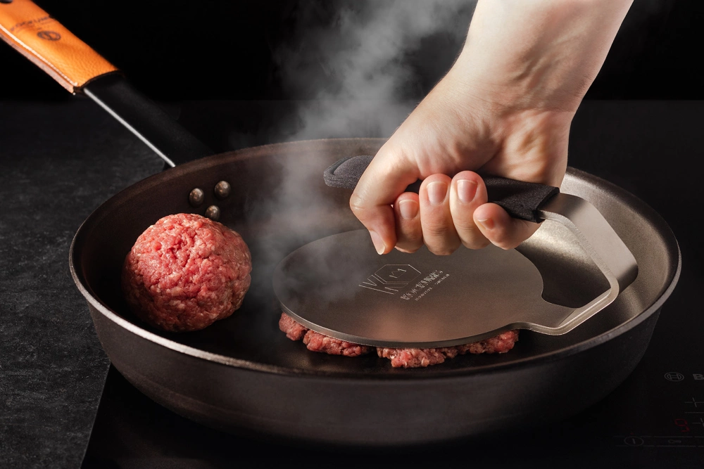 kockums-jernverk-grillpers-met-neopreen-handvat