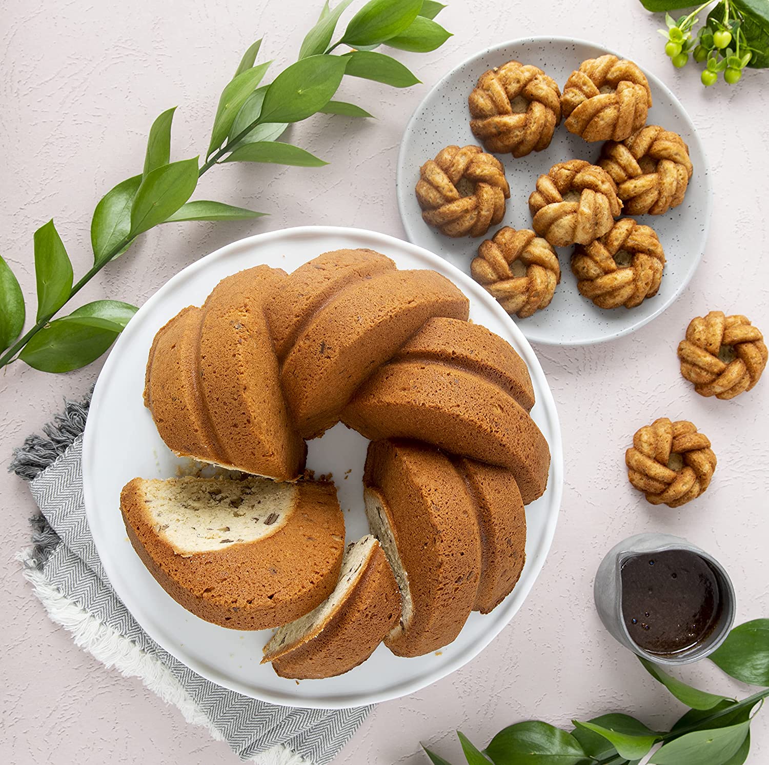 nordic-ware-braided-bundt-tulbandvorm-goud