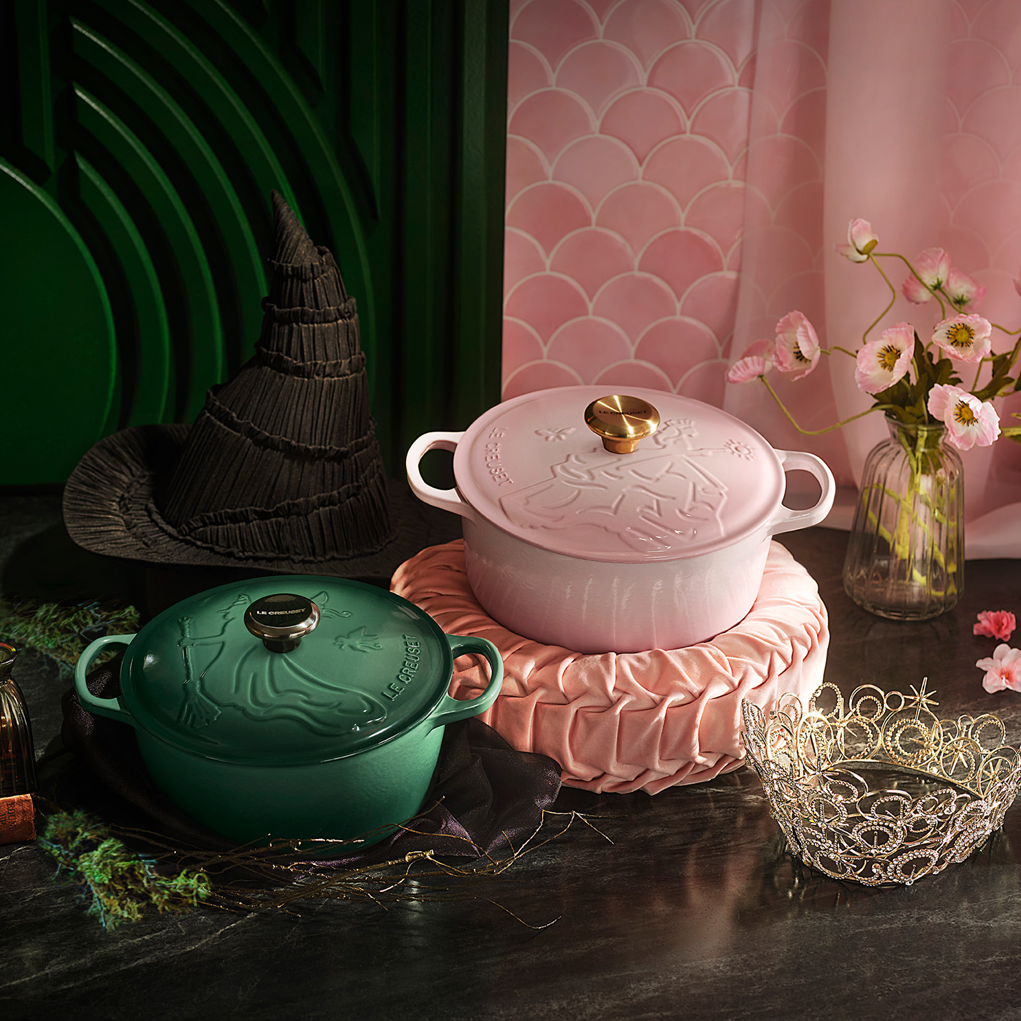 le-creuset-wicked-sfeer-glinda-elphaba-1.jpg