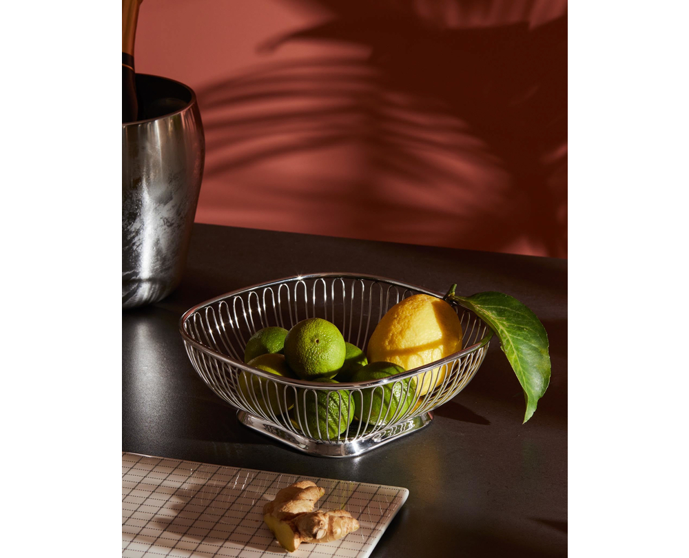 alessi-square-wire-fruitschaal-23cm3.jpg