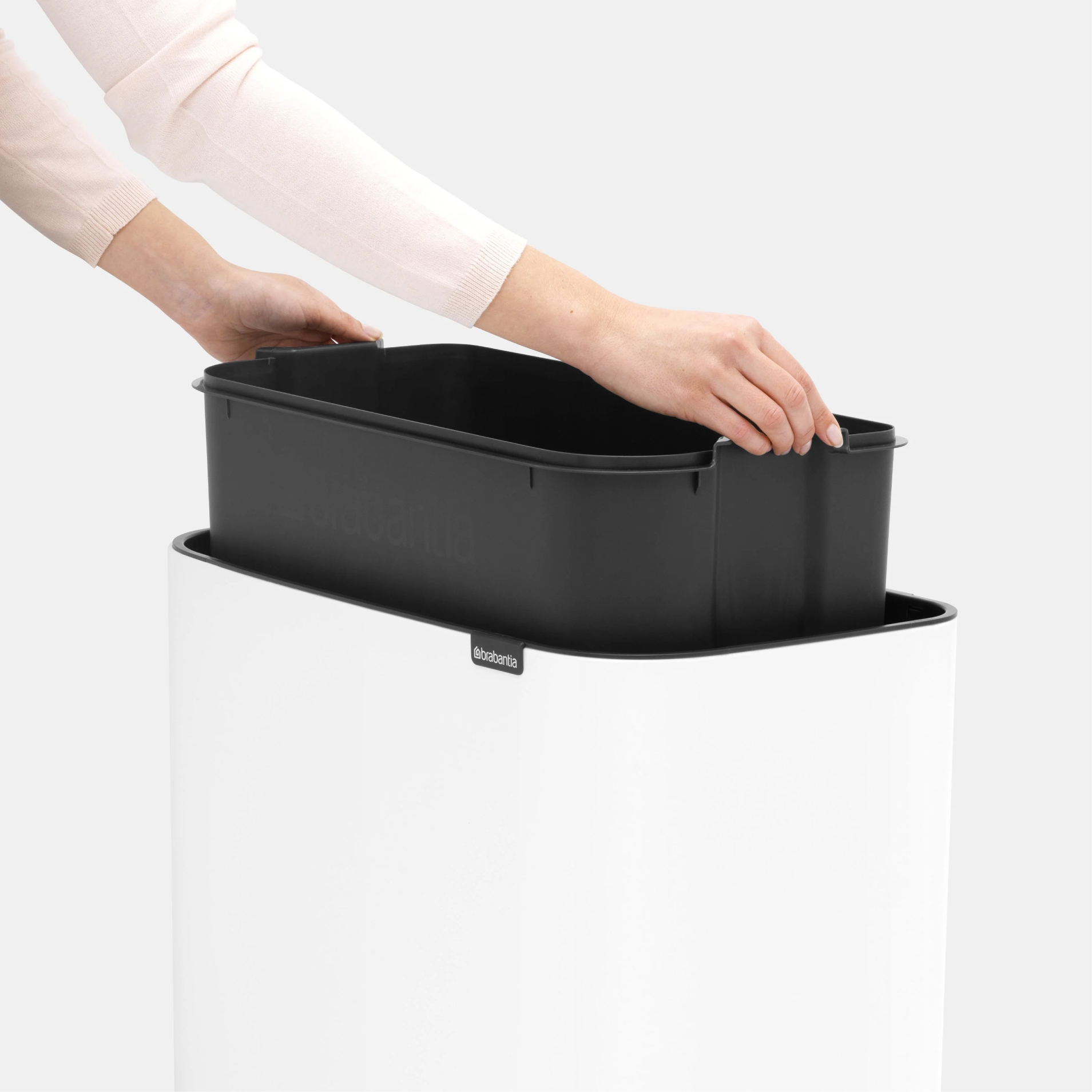 brabantia-bo-touch-bin-36l-wit_11