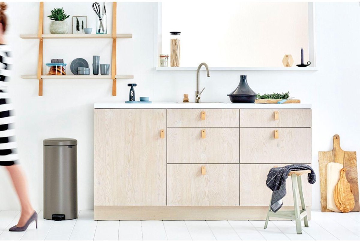 brabantia-newicon-pedaalemmer-30l-platinum