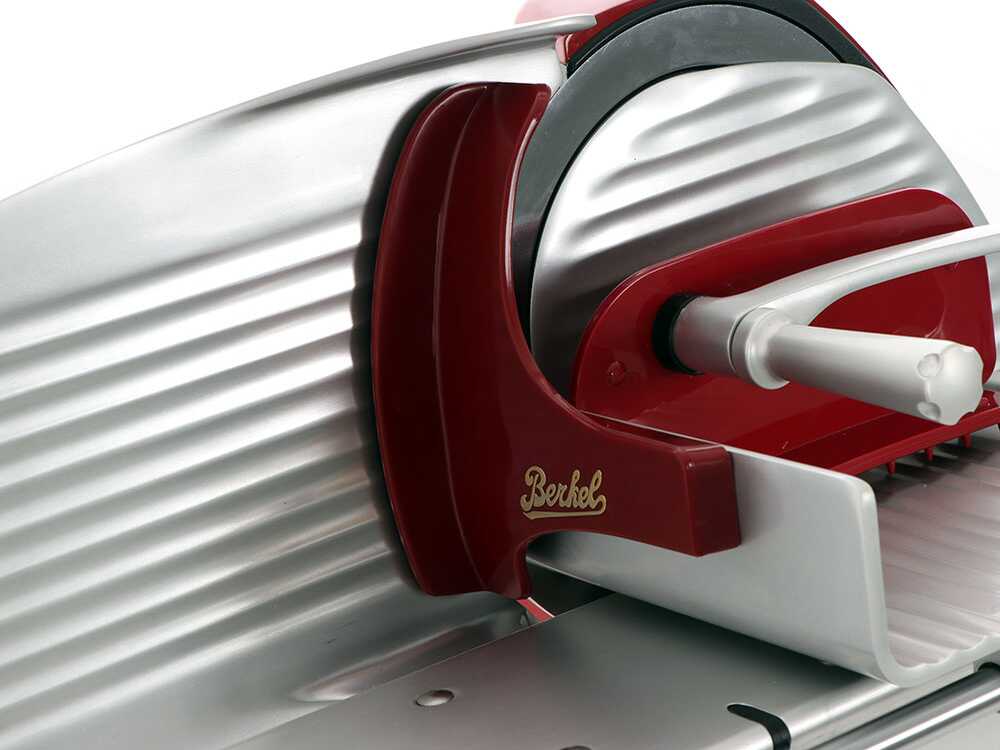 berkel-home-line-plus-200-snijmachine-20cm-rood6.jpg