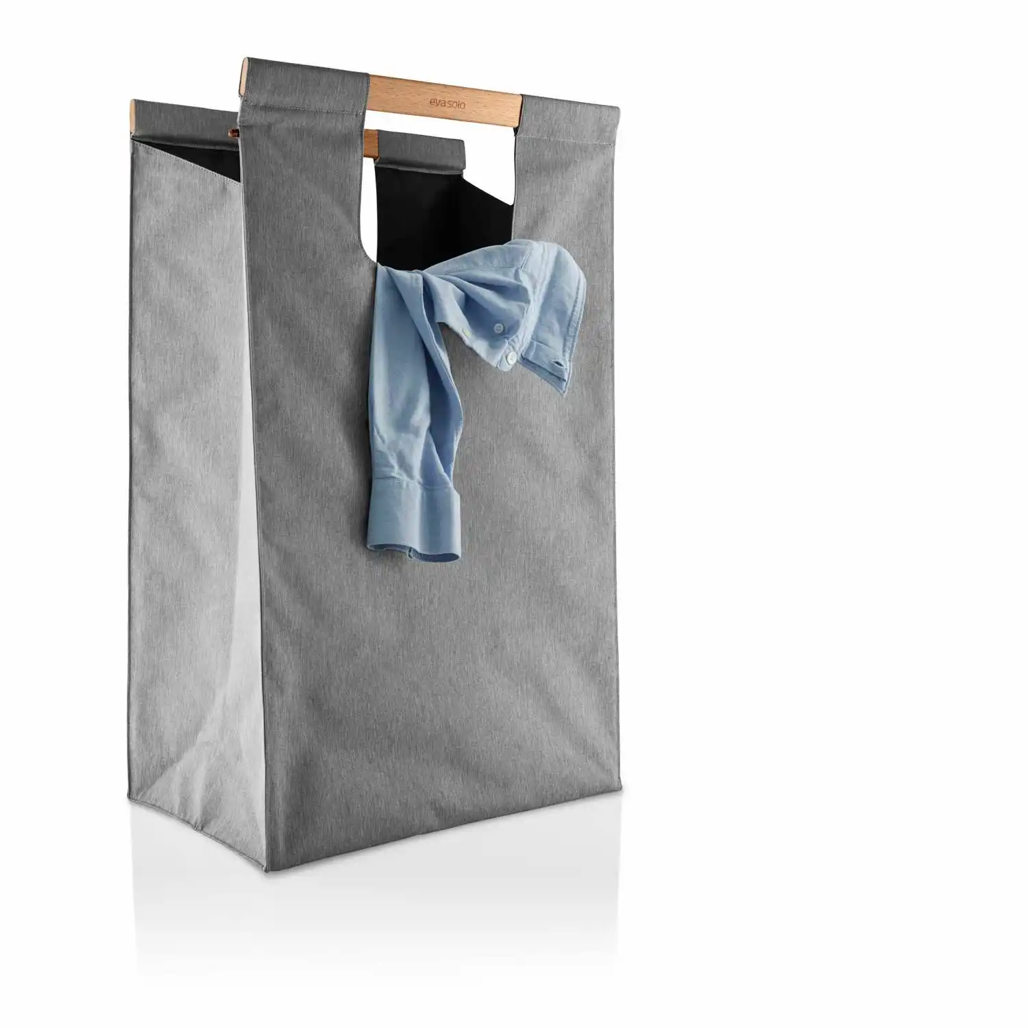 eva-solo-wasmand-met-houten-handvat-75l-lichtgrijs