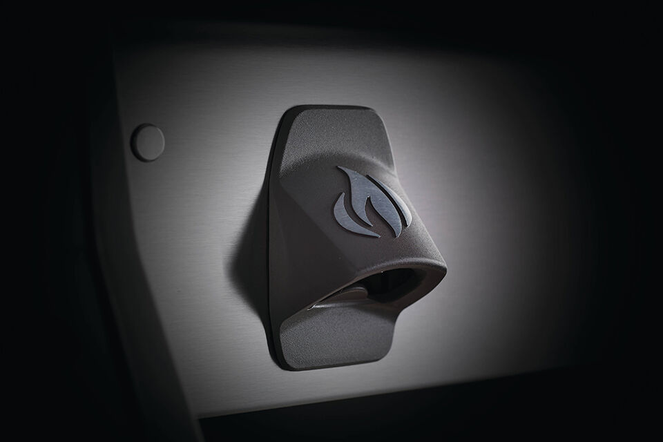 napoleon-rogue-se-525-gasbarbecue-met-gietijzeren-roosters-zwart