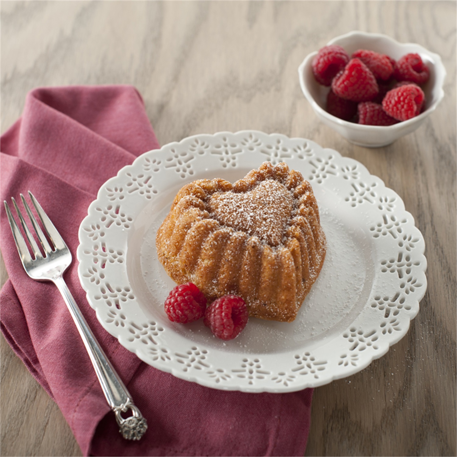 nordic-ware-elegant-heart-cakelet-bakvorm-6-vaks-zilver