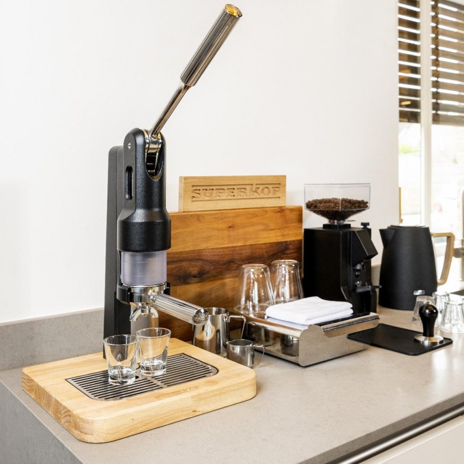 superkop-handbediende-niet-elektrische-espressomachine-zwart