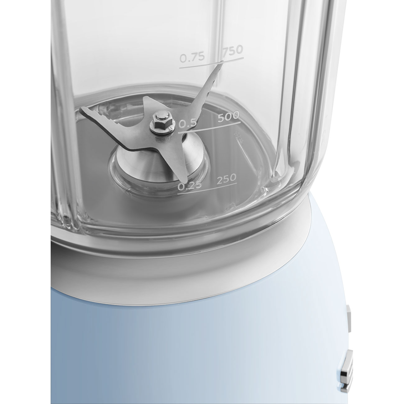 smeg-blender-blf03pbeu-pastelblauw