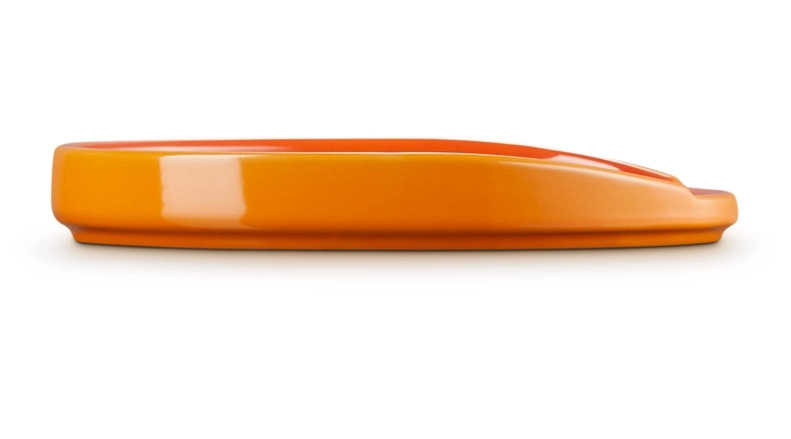 le-creuset-lepelhouder-ovaal-oranjerood3.jpg