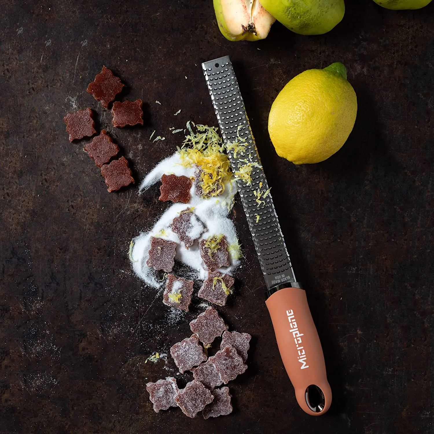 microplane-premium-classic-zesteur-fijn-kaneel-oranje_4webp