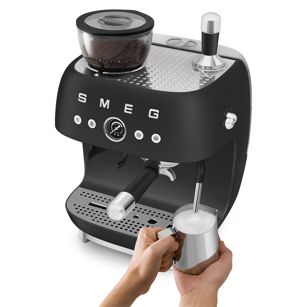 smeg-espresso-koffiemachine-egf03blmeu-mat-zwart4.jpg