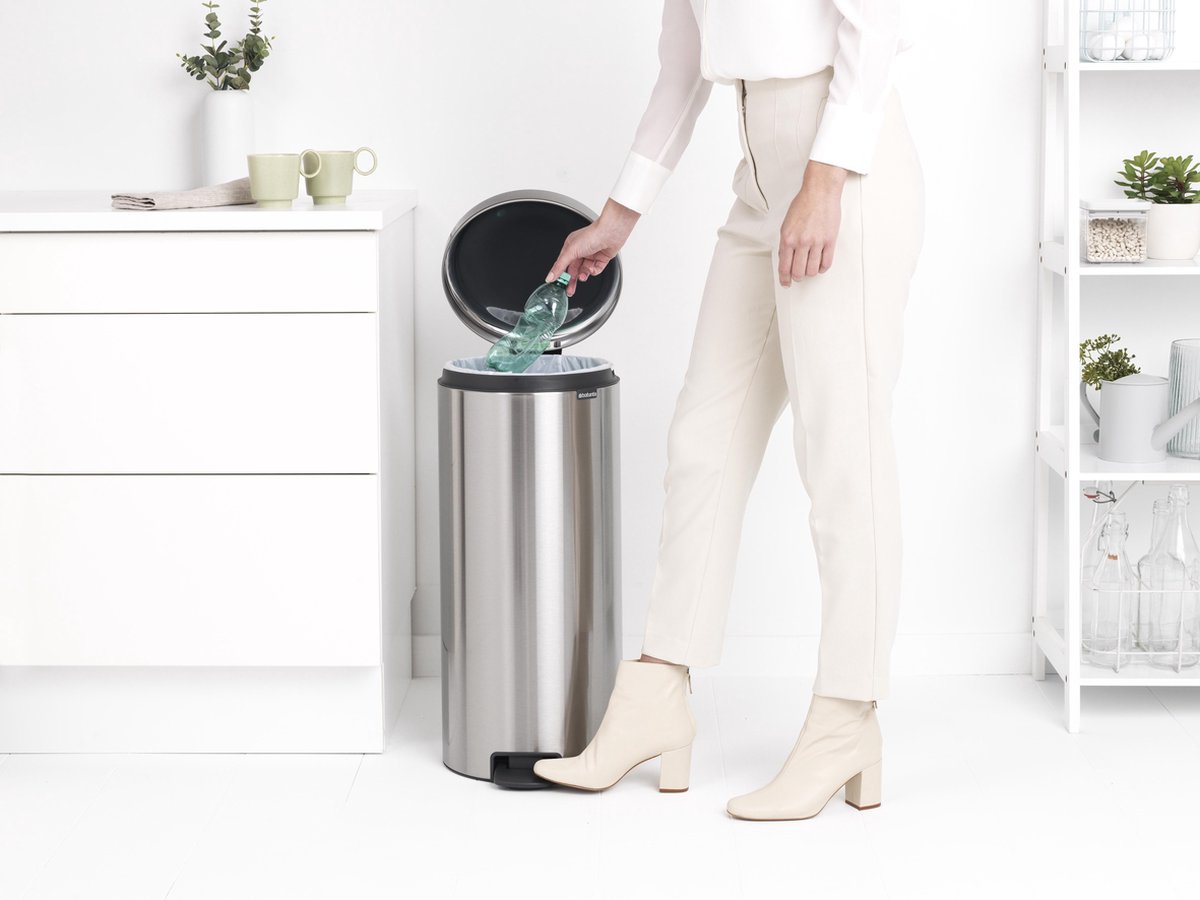brabantia-newicon-pedaalemmer-30l-rvs