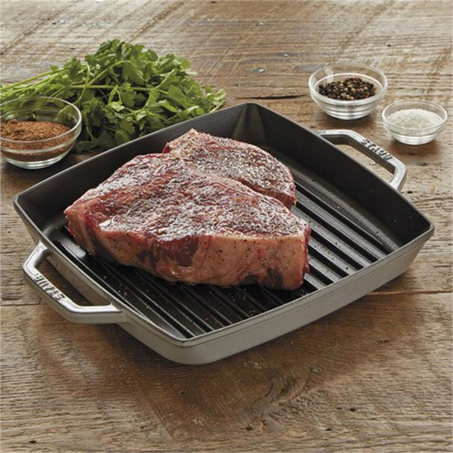 staub-gietijzeren-grillpan-33x33cm-rood