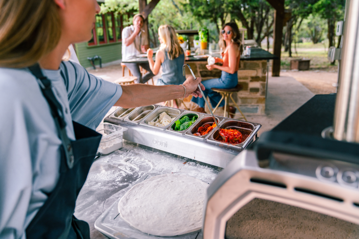 ooni-pizza-topping-station