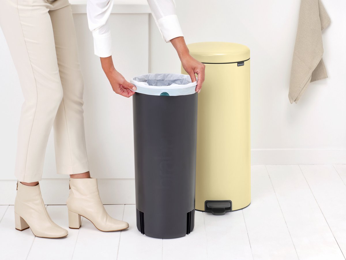 brabantia-newicon-pedaalemmer,-30l-mellow-yellow6