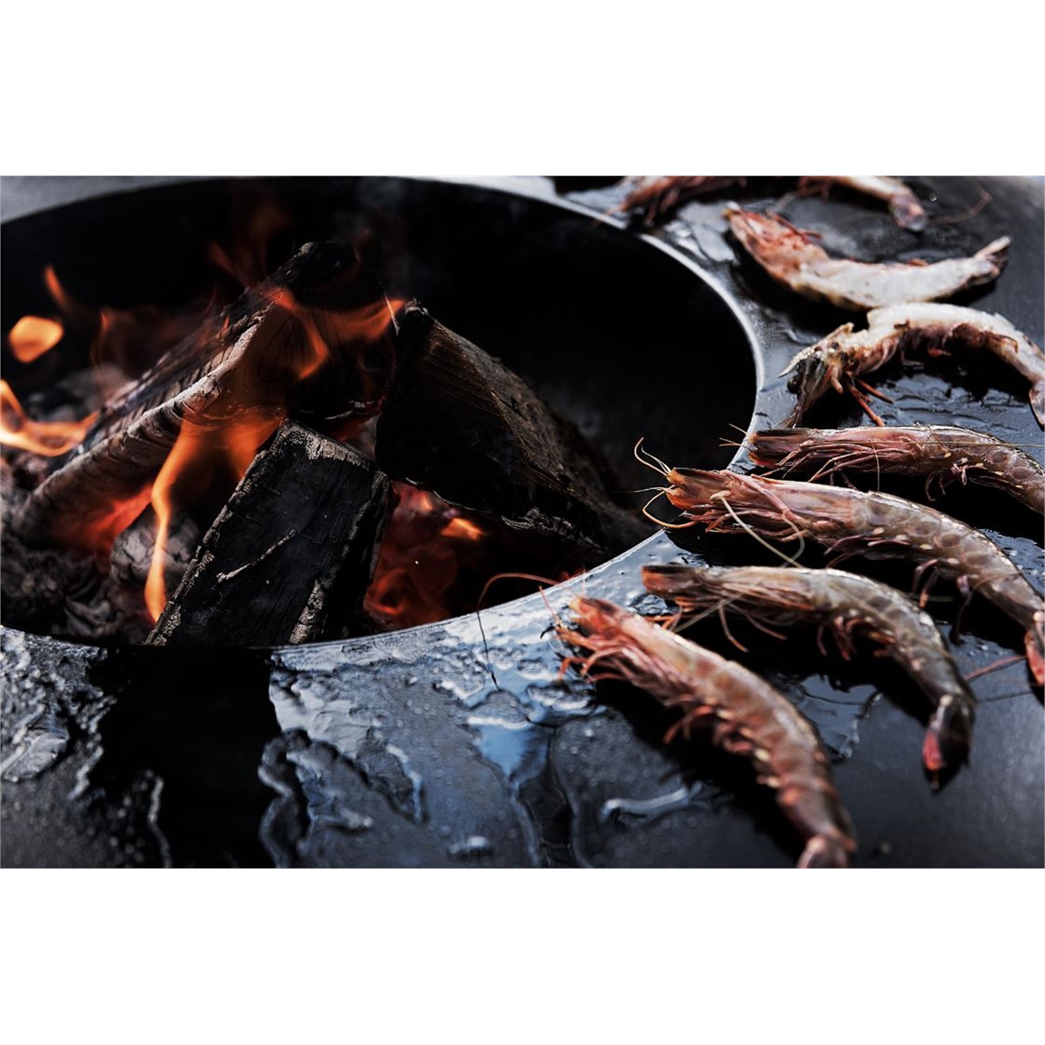 ofyr-island-black-100-100-vuurschaalwerkblad-teakhout