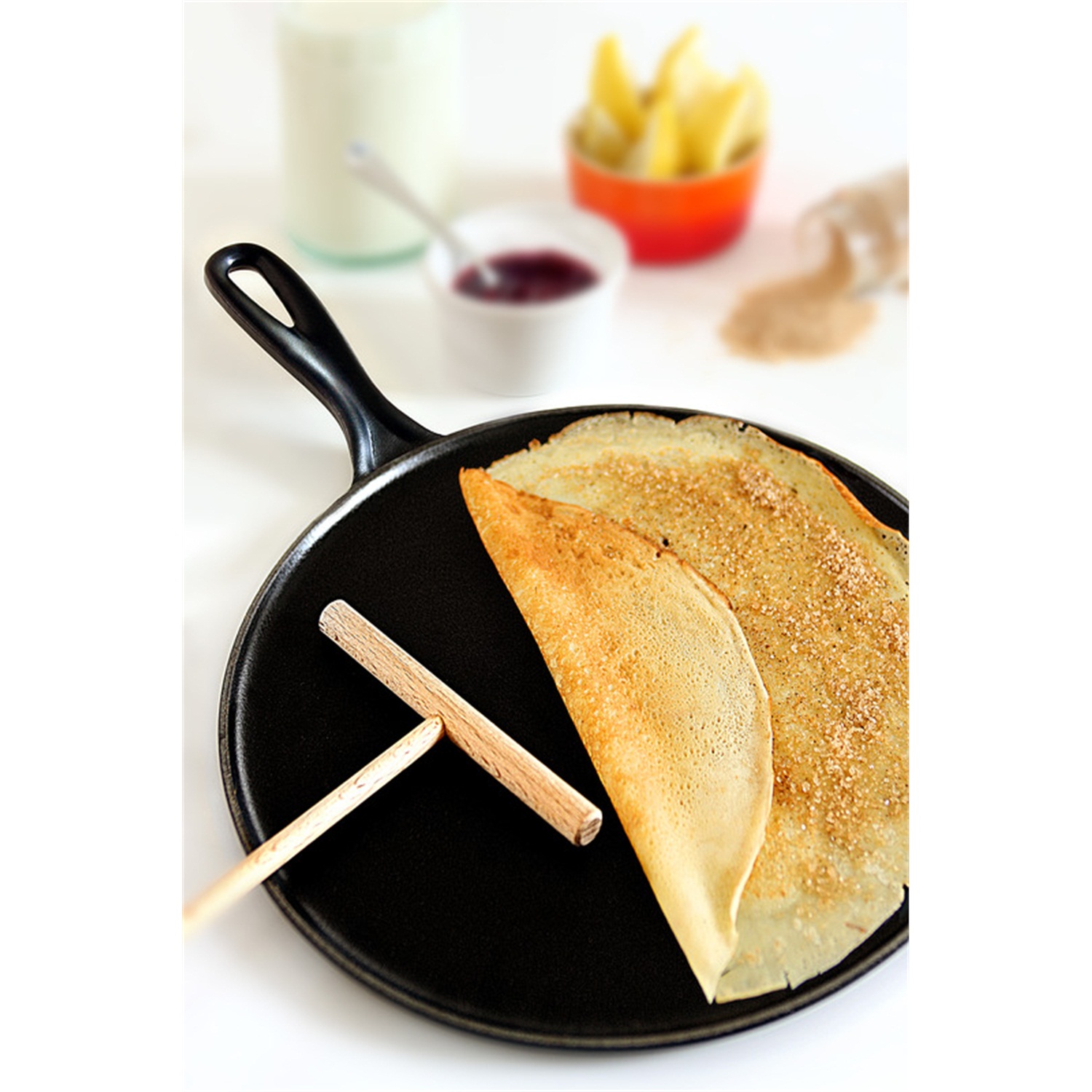 le-creuset-crepepan-met-spatel-en-beslagverdeler-27cm