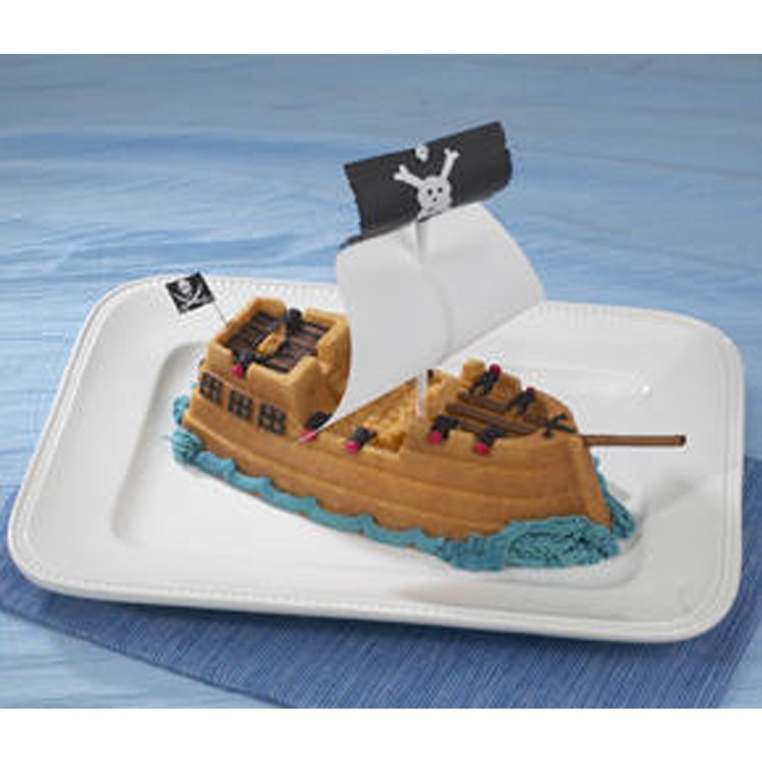 nordic-ware-pirate-ship-bakvorm-35x16cm-zilver