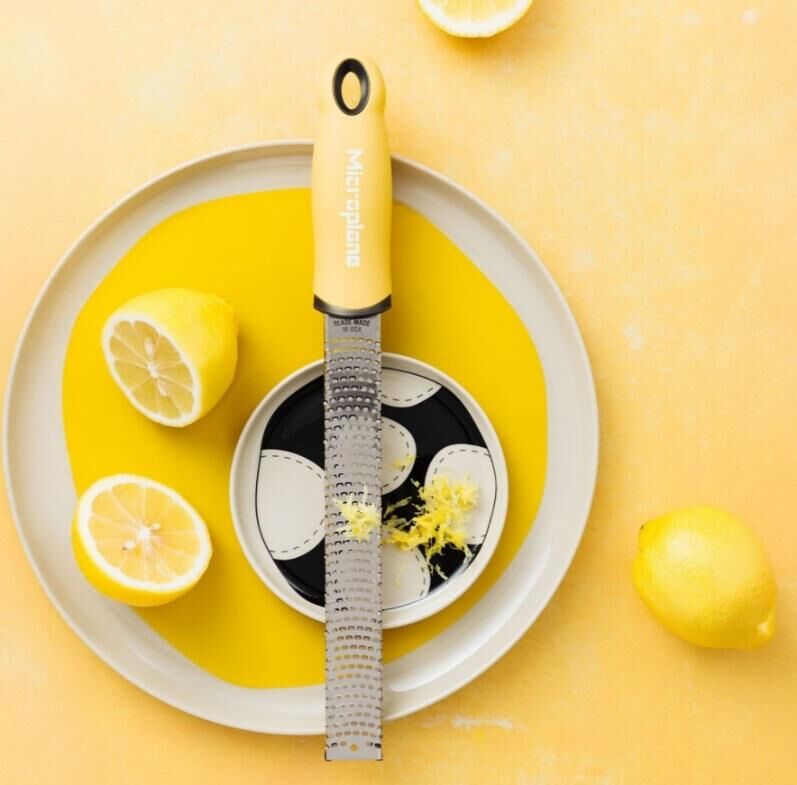 microplane-premium-classic-zesteur-fijn-lemon-cream2.jpg