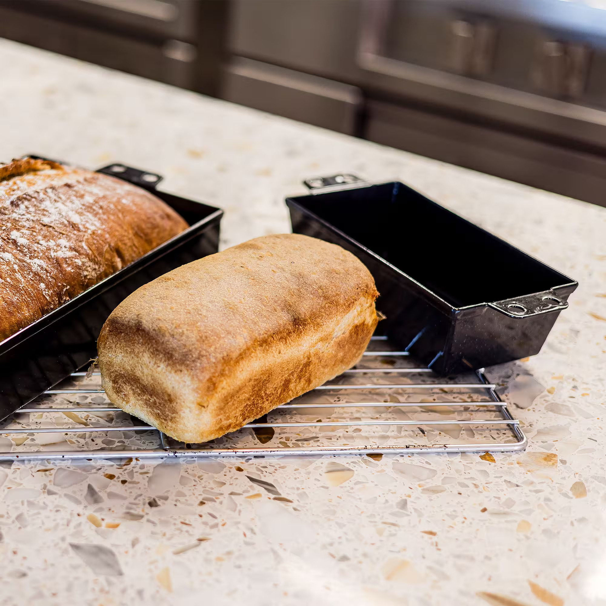 kockums-jernverk-broodvorm-23x12-5cm-geemailleerd-carbonstaal2.jpg