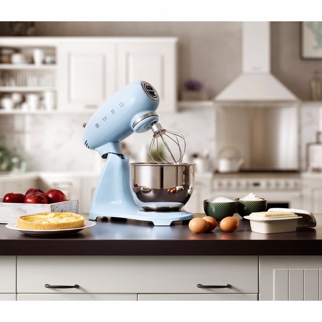 smeg-keukenmachine-smf03pbeu-pastelblauw