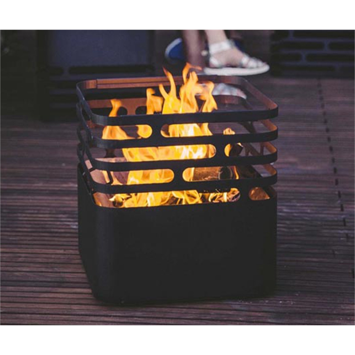 hofats-cube-vuurkorf-zwart