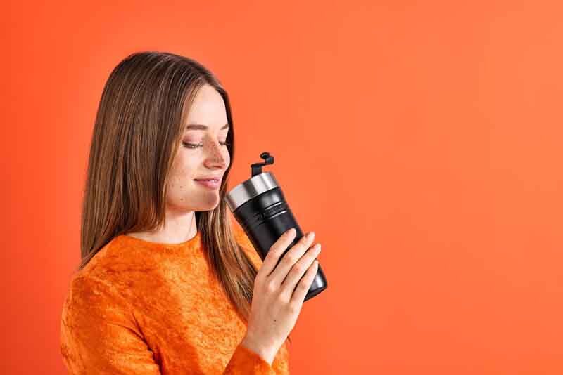 le-creuset-on-the-go-thermosbeker,-0,35l-mat-zwart6