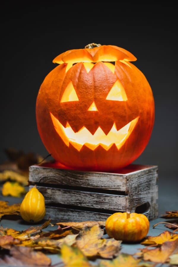 Halloween: pompoen uitsnijden