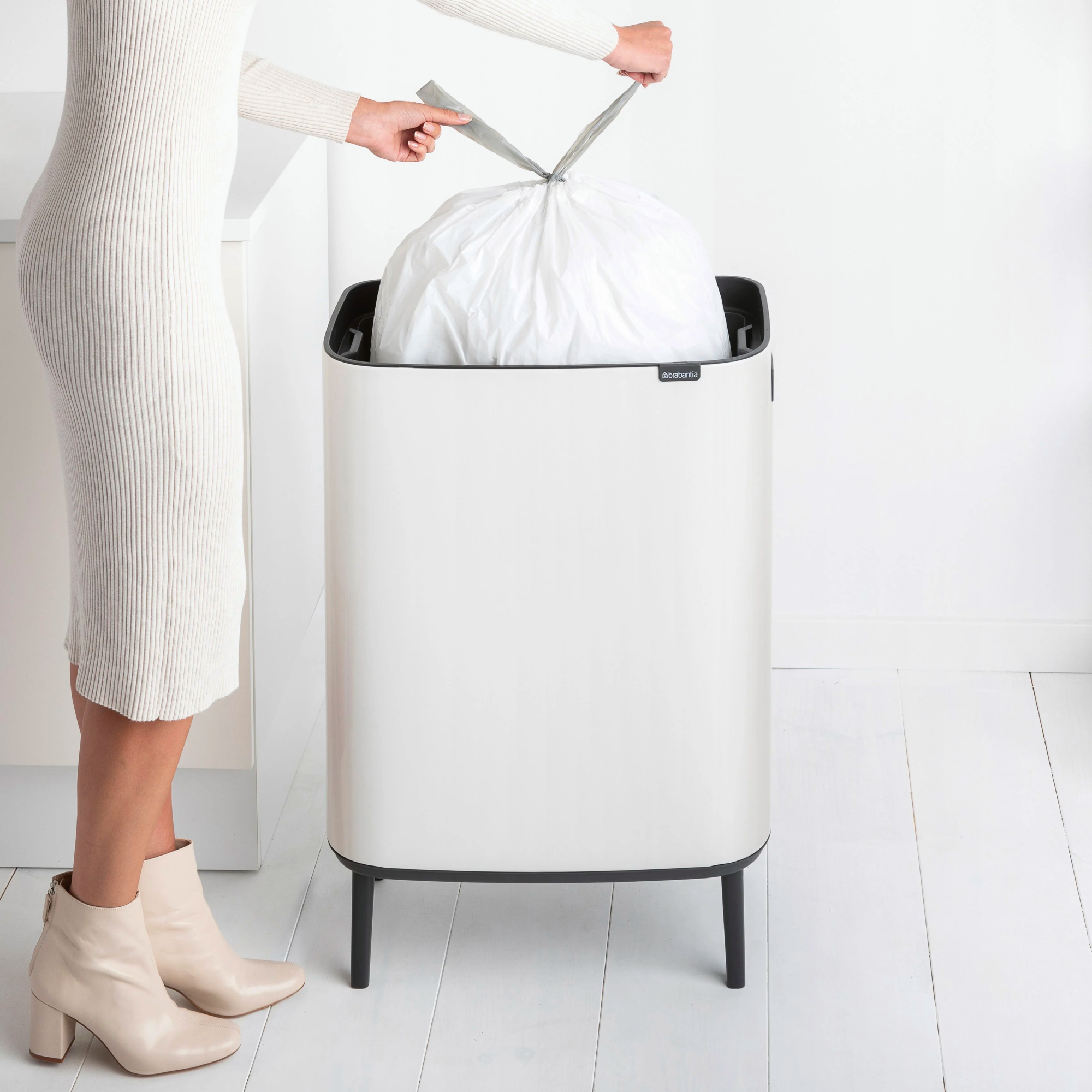 brabantia-bo-touch-bin-hi-60l-wit