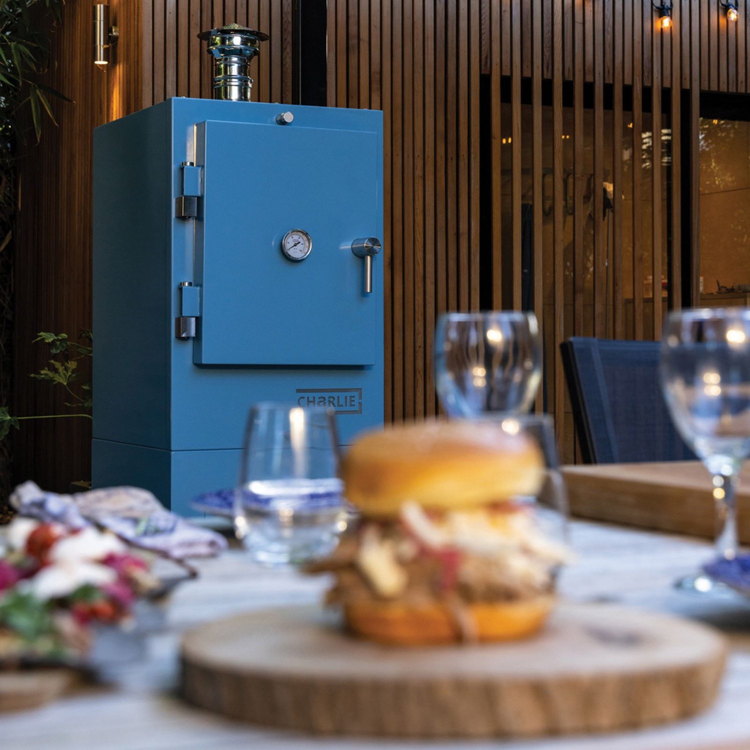 charlie-charcoal-oven-blue-marlin