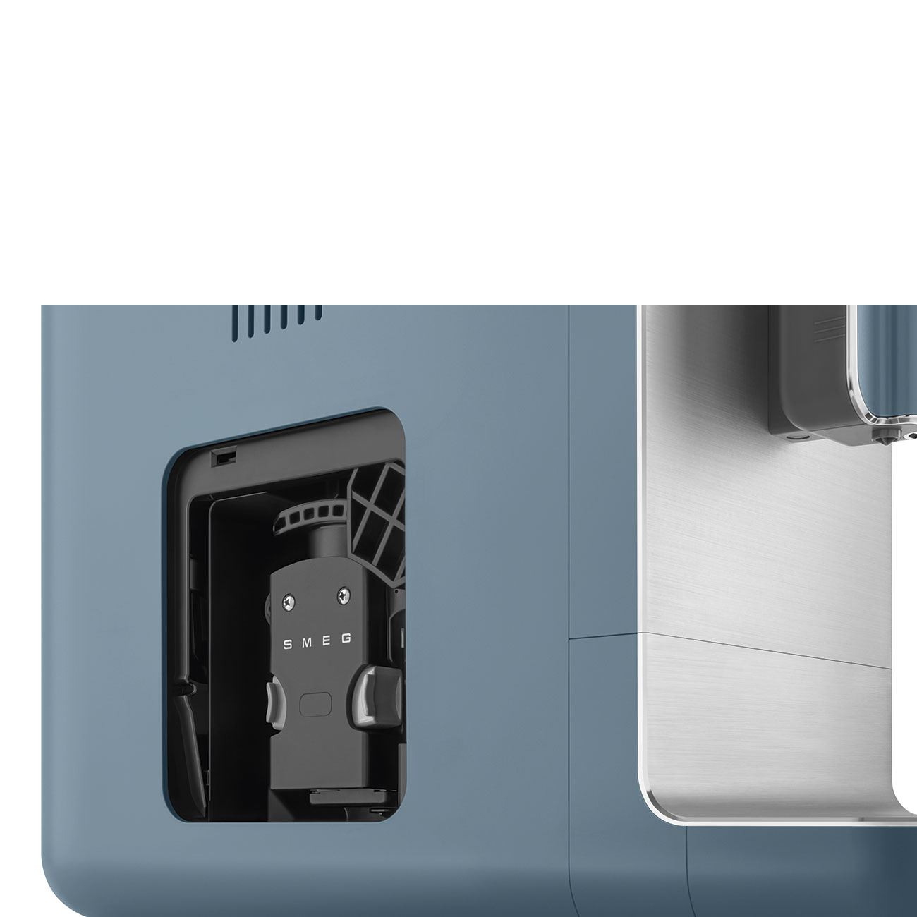 smeg-volautomatische-espressomachine-bcc12sbmeu-storm-blue7.jpg