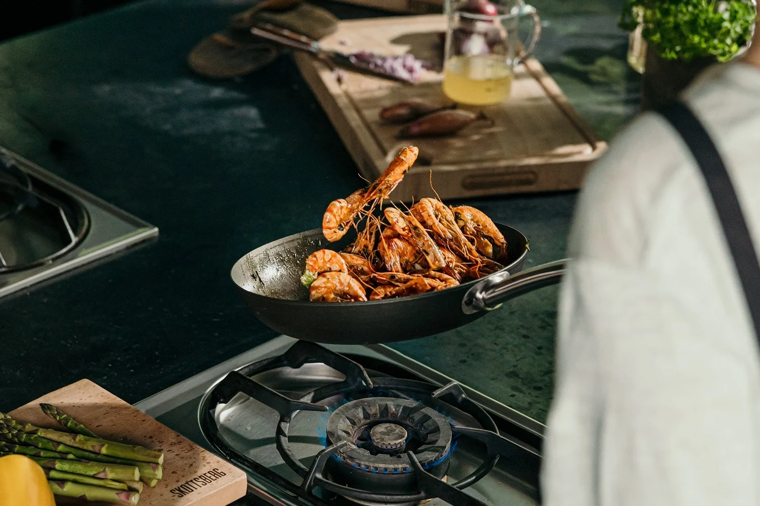 skottsberg-koekenpan-plaatstaal-24cm_30