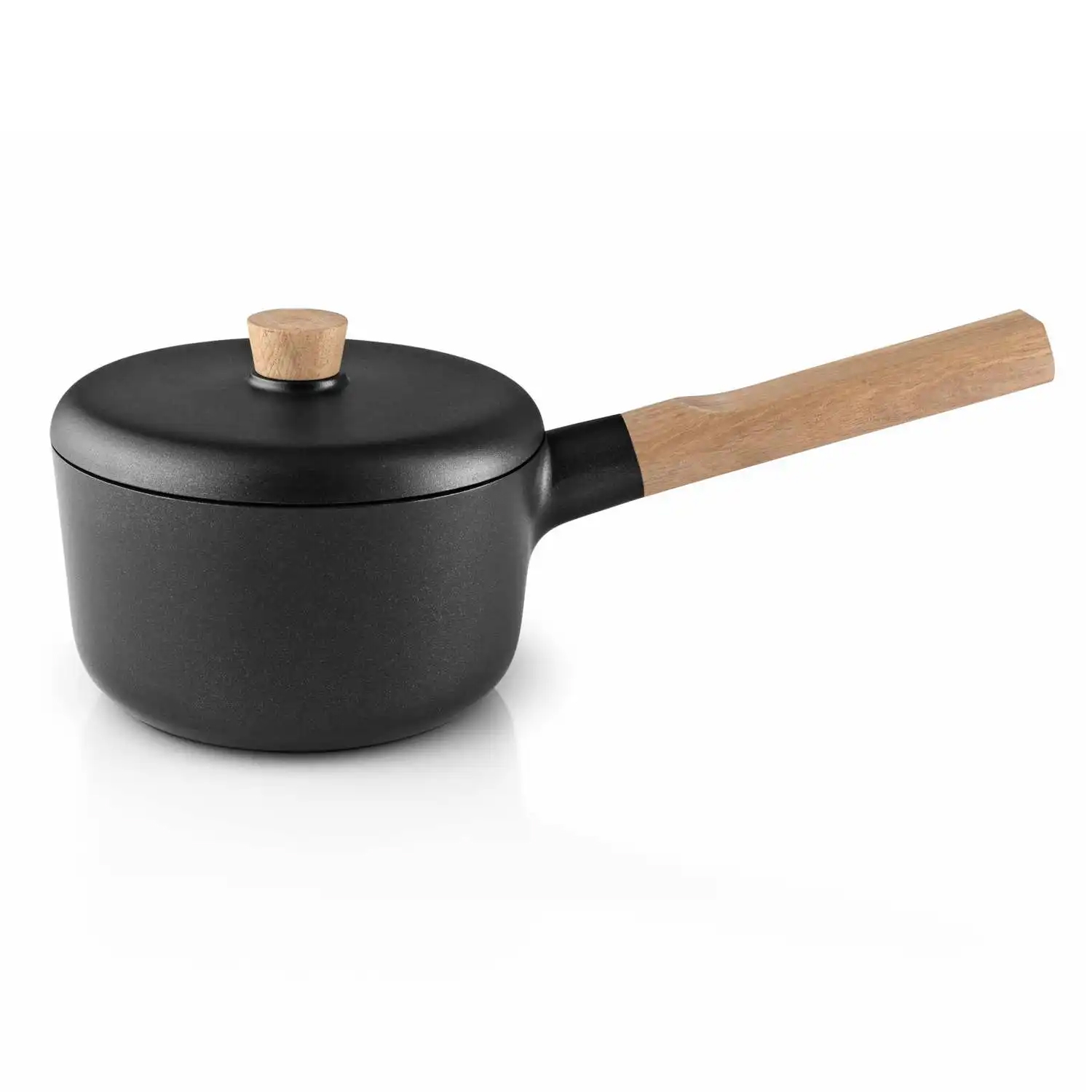 eva-solo-nordic-kitchen-sauspan-met-deksel-16cm-zwart