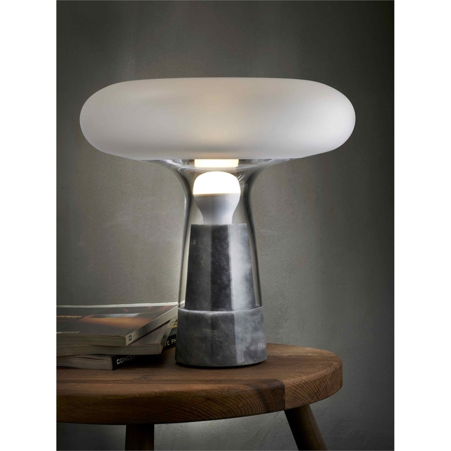 nude-orion-lamp-32cm-marmer