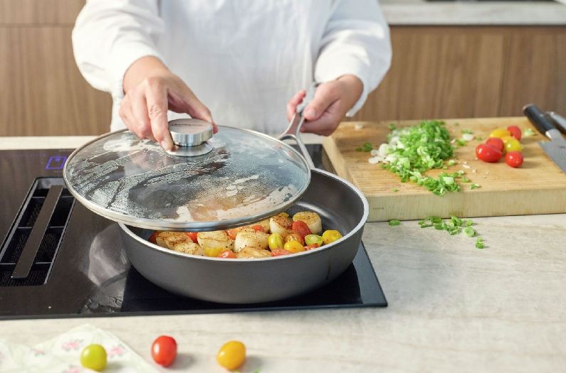 demeyere-alu-pro-5-ceraforce-hapjespan-met-gratis-glasdeksel-28cm7.jpg