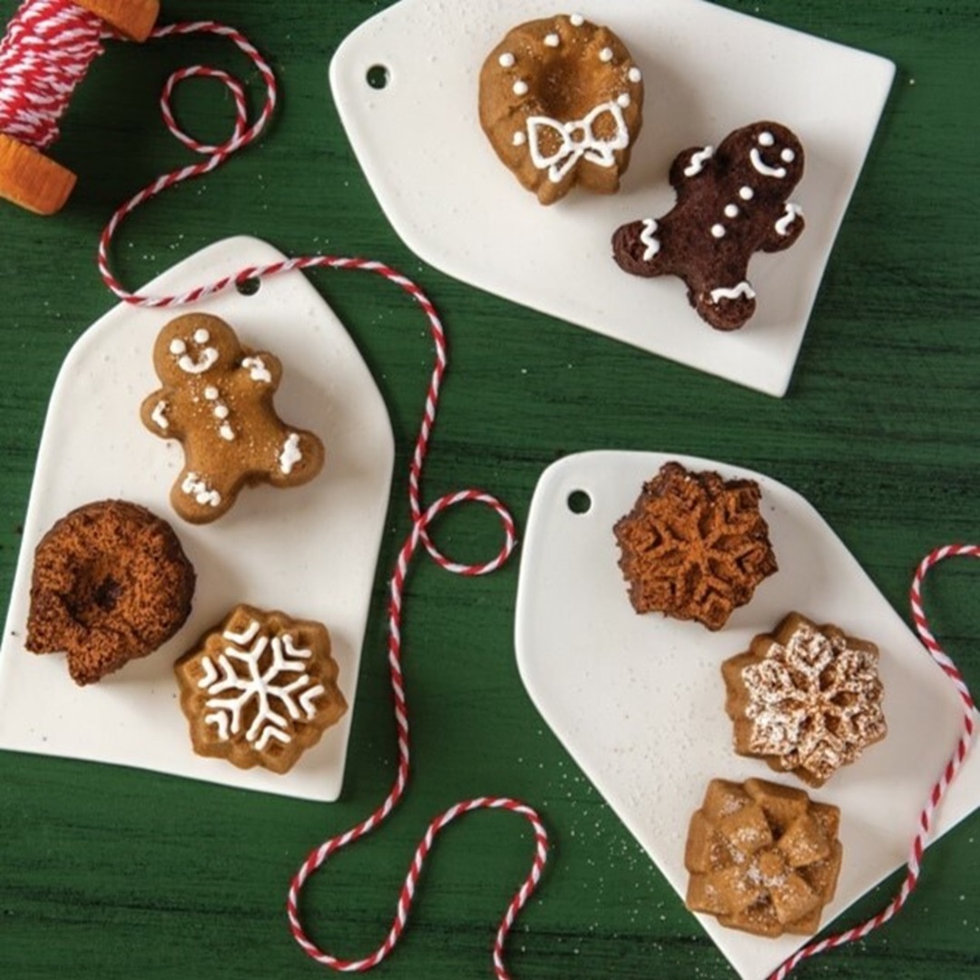 nordic-ware-christmas-holiday-tea-cakes-bakvorm-16-vaks-zilver