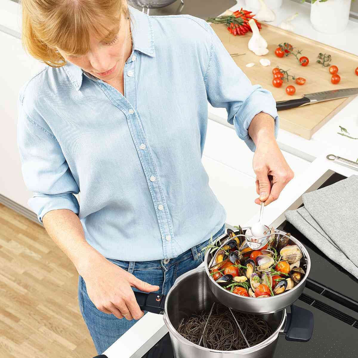 fissler-vitavit-premium-snelkookset-met-inzet-25l-45l