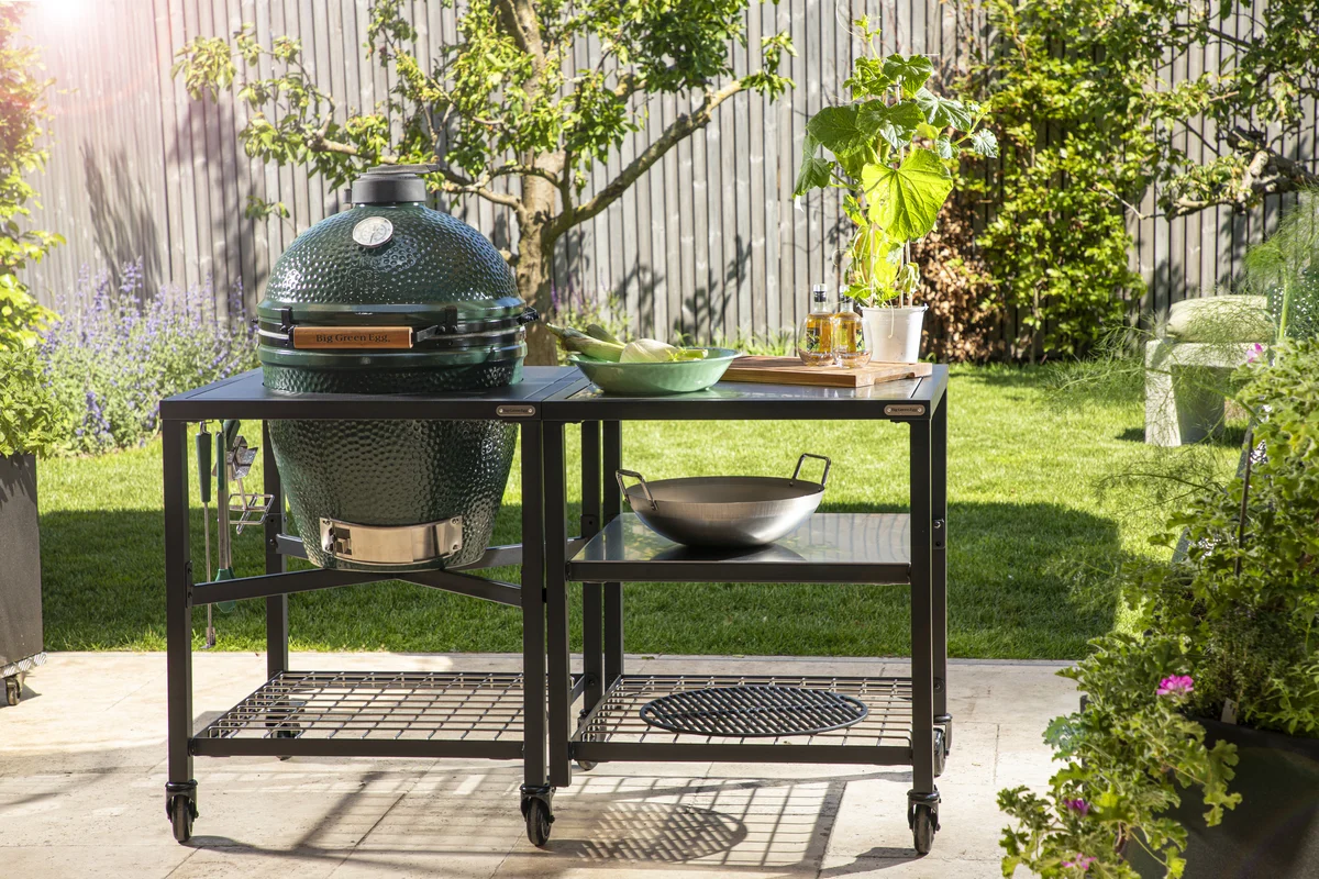 big-green-egg-large-houtskoolbarbecue-outdoor-kitchen3.jpg