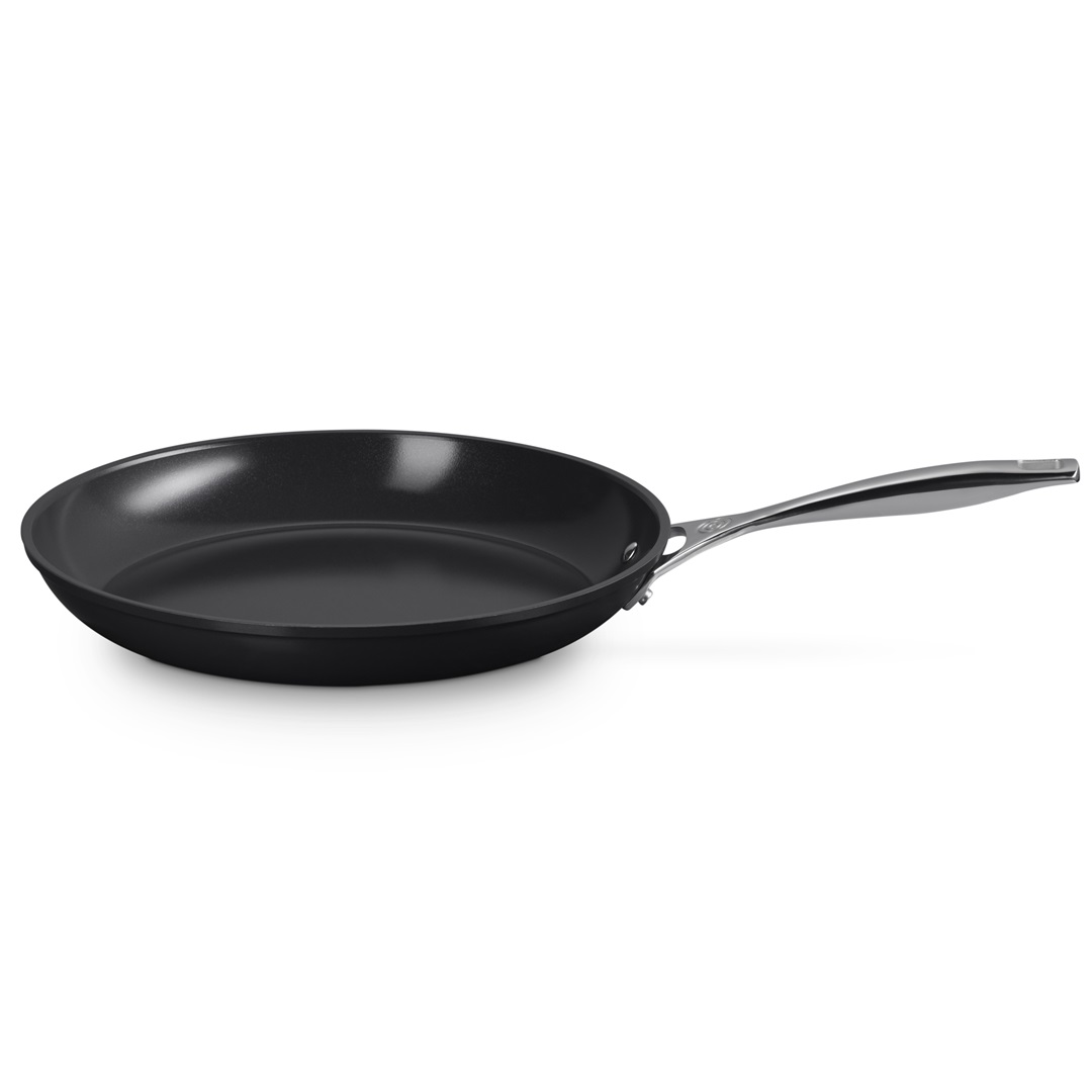 kookpunt-le-creuset-essential-non-stick-ceramic-koekenpan,-30cm_001